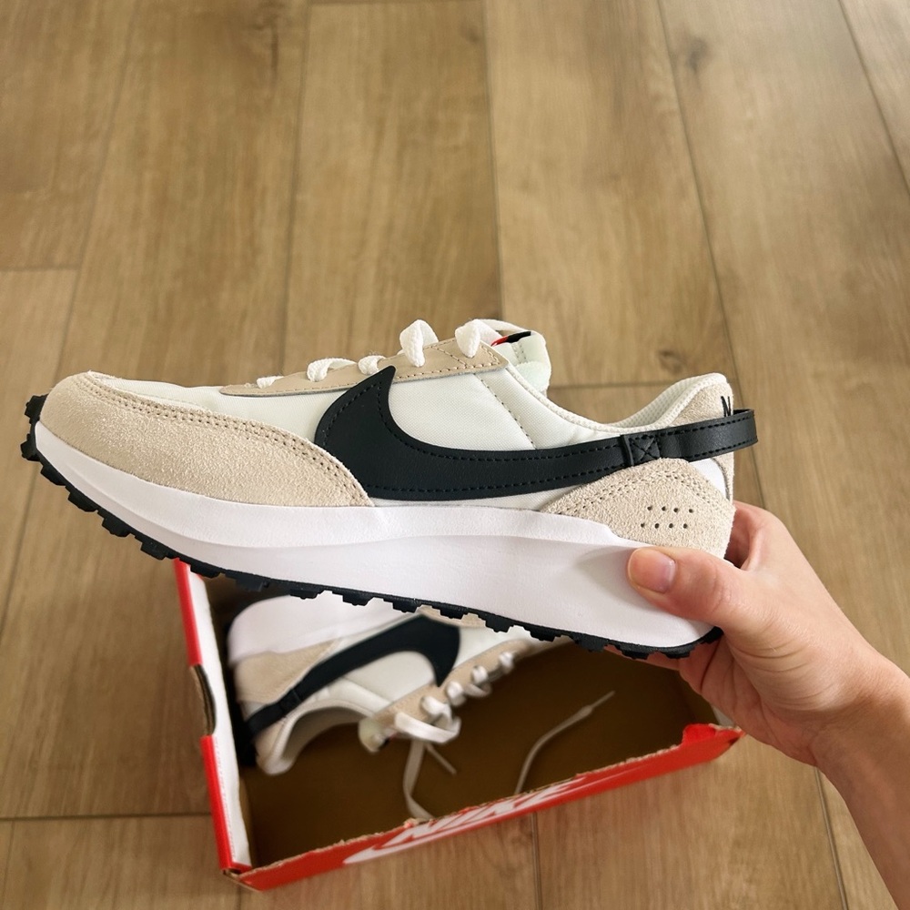 Nike Women’s Waffle Debut Sneakers